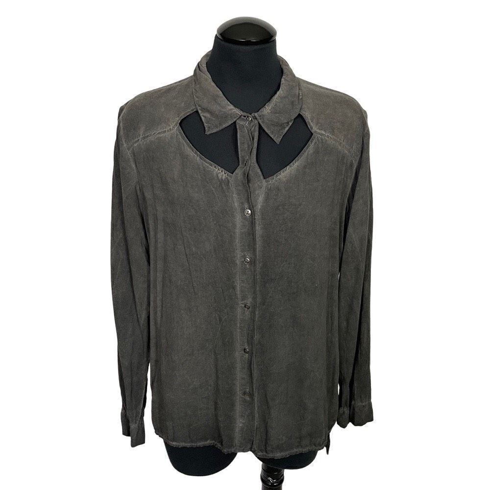 Mono B Cotton Keyhole Button Down Shirt- Women’s L